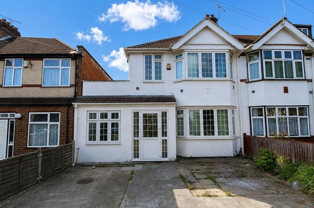 Property photo 1 of 11