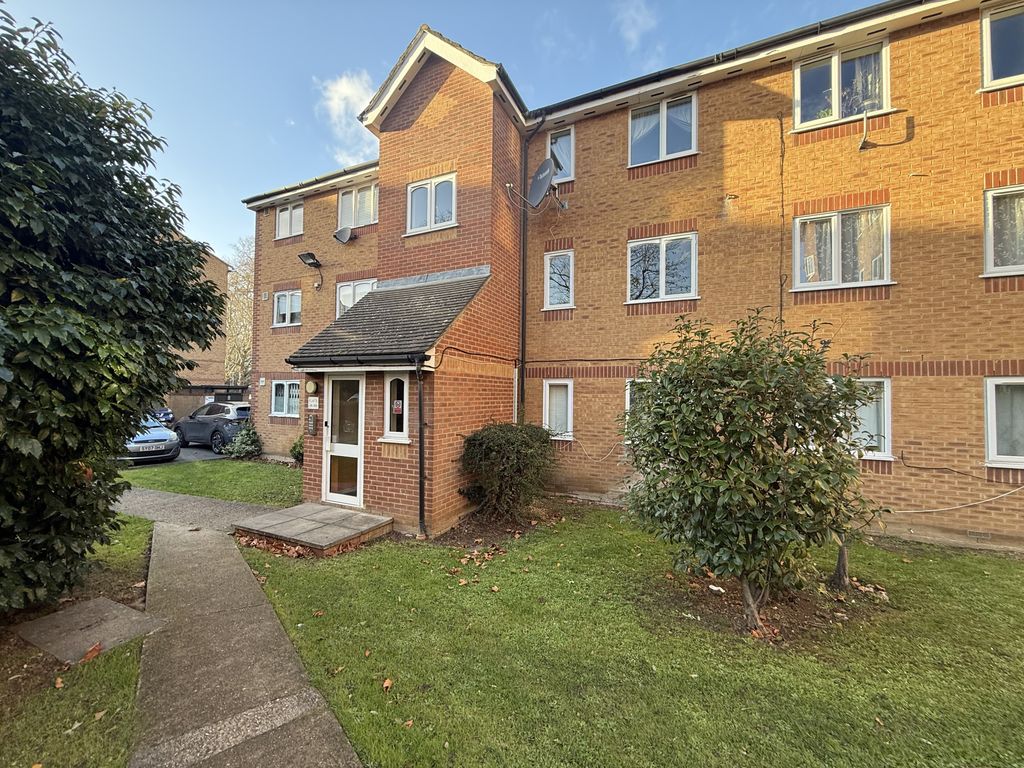 Property photo 1 of 9