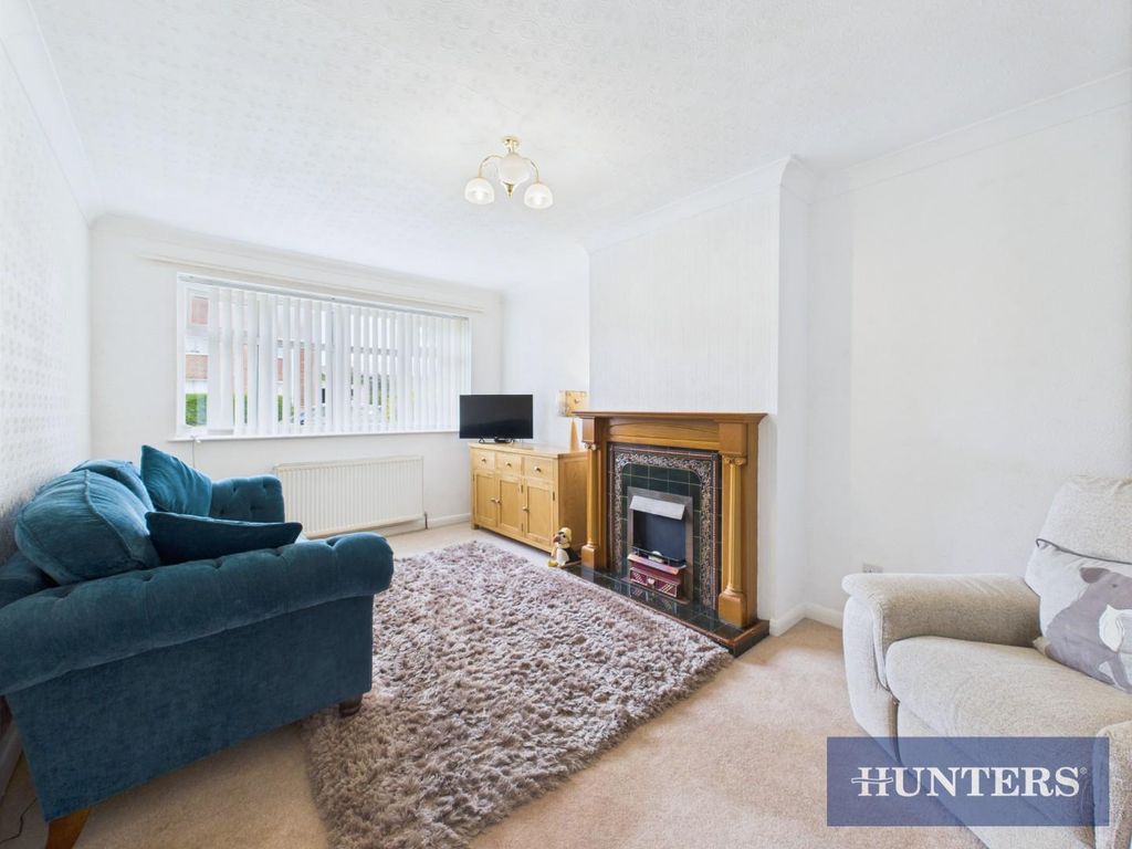 Property photo 2 of 13 Cam05333G0-Pr0190-Still005.Jpg