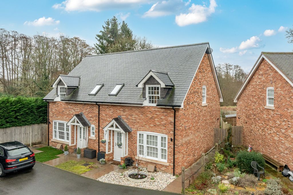 Property photo 1 of 11 1