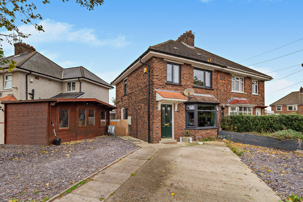 Property photo 1 of 9