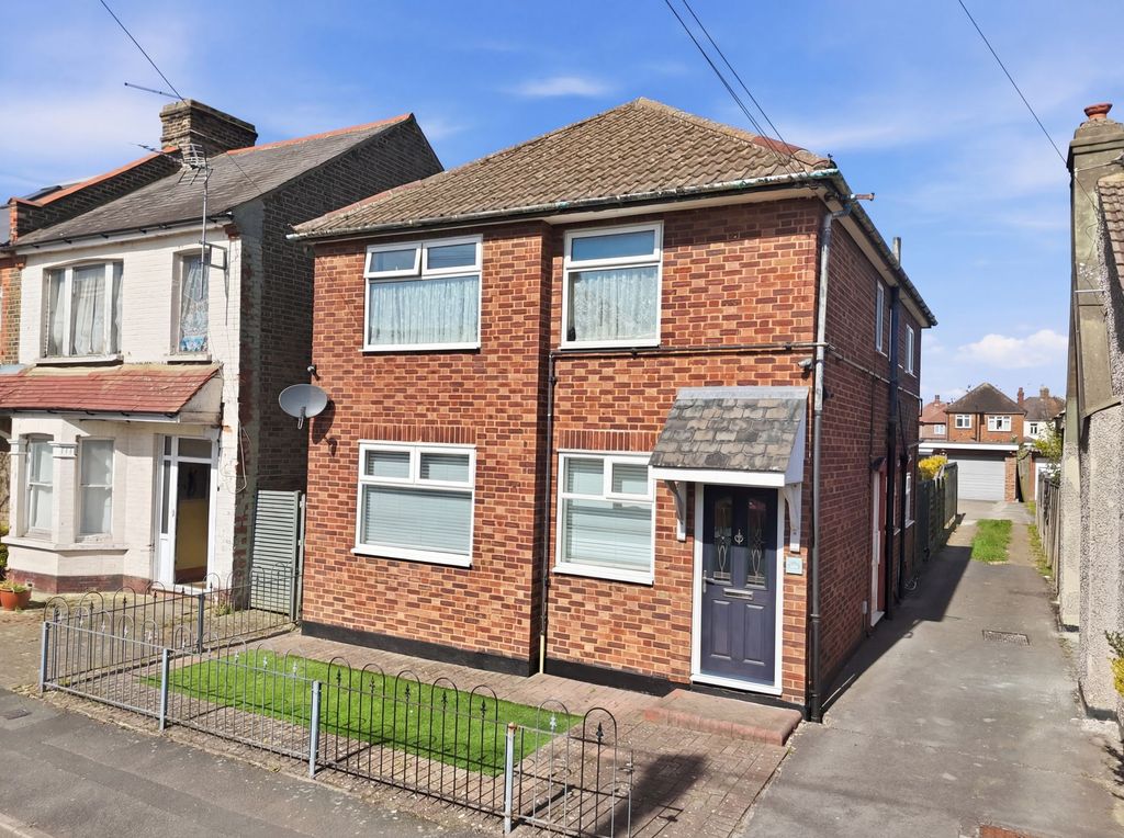 Property photo 1 of 19