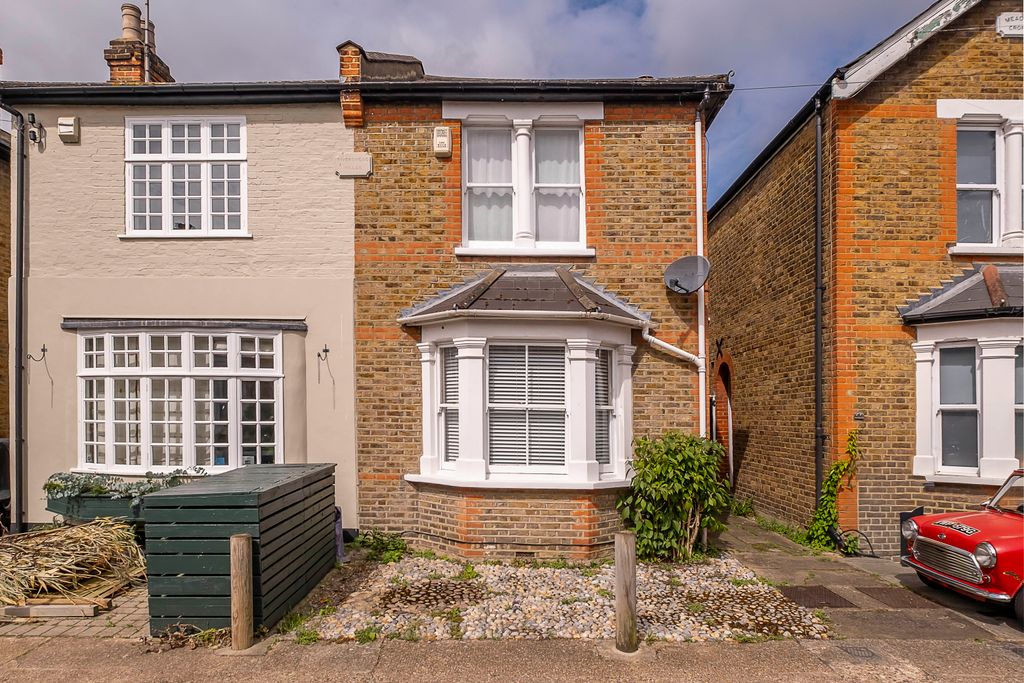 Property photo 1 of 13