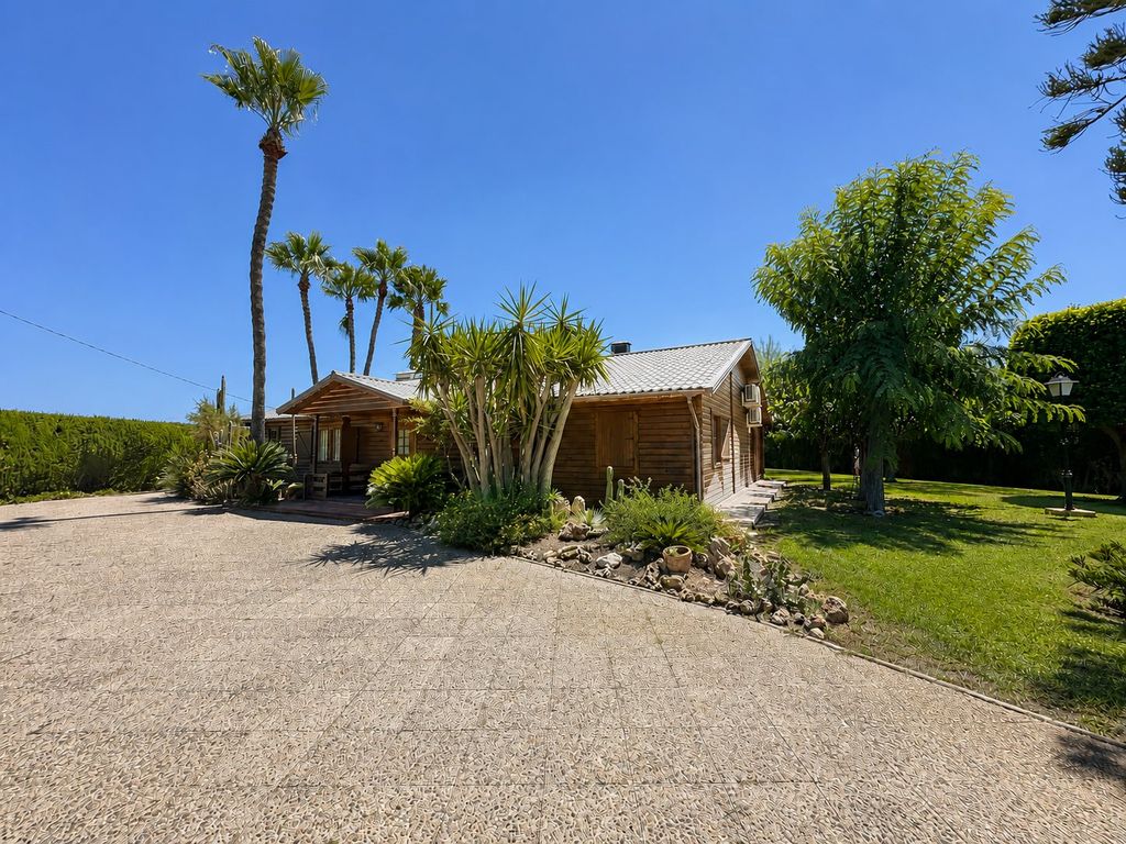 Property photo 1 of 50