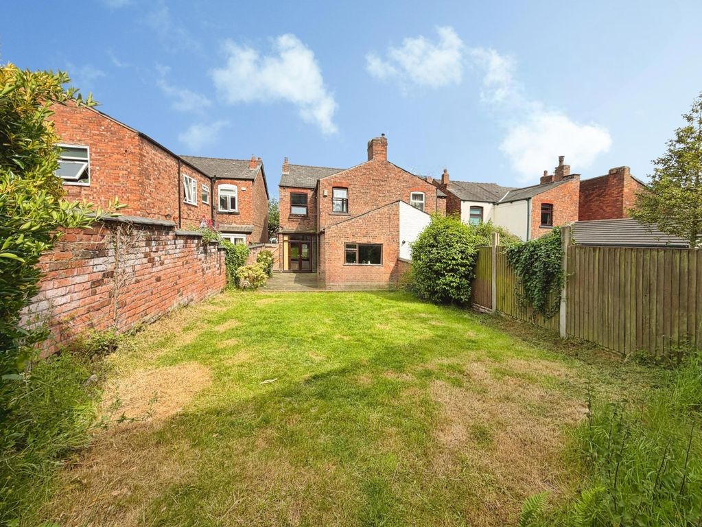 Property photo 2 of 22