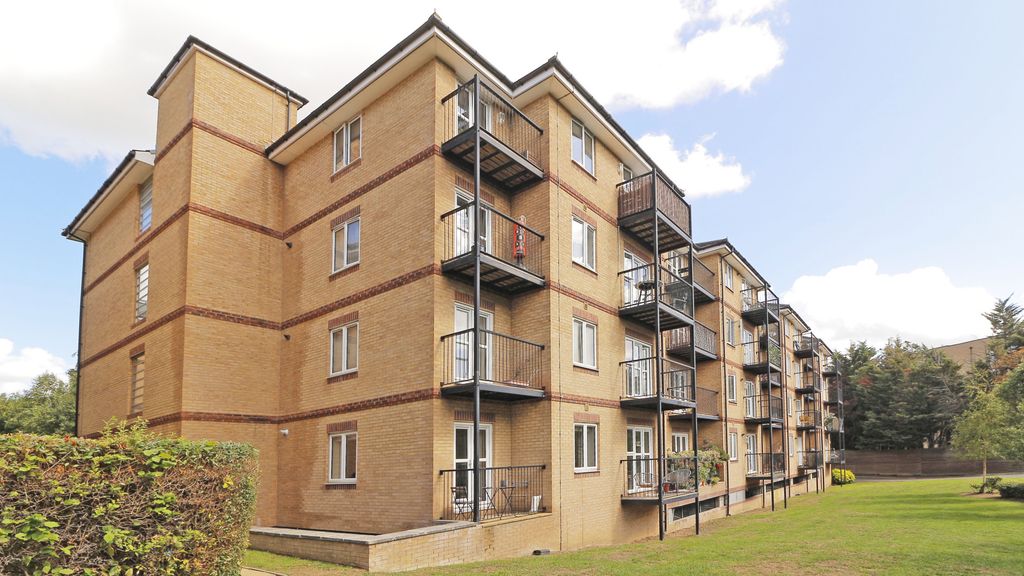 Property photo 1 of 13