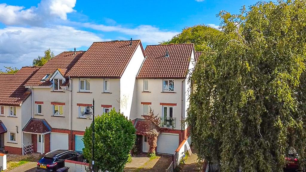 Property photo 1 of 15 4531652