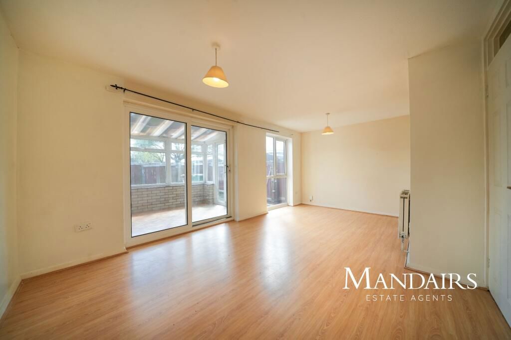 Property photo 2 of 23