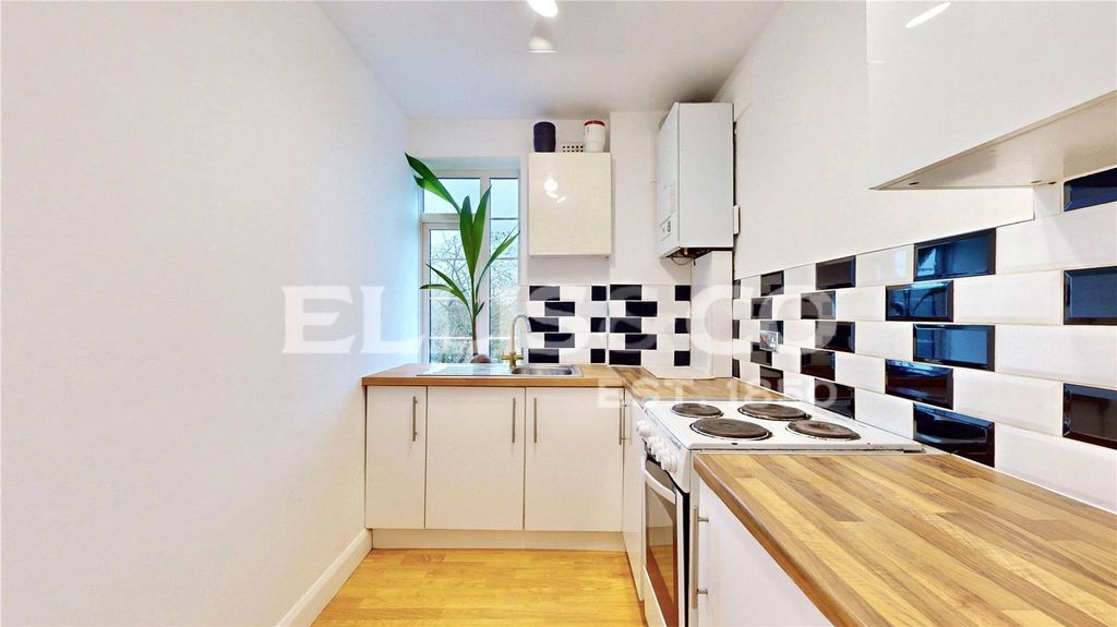 Property photo 3 of 9 Picture No. 04