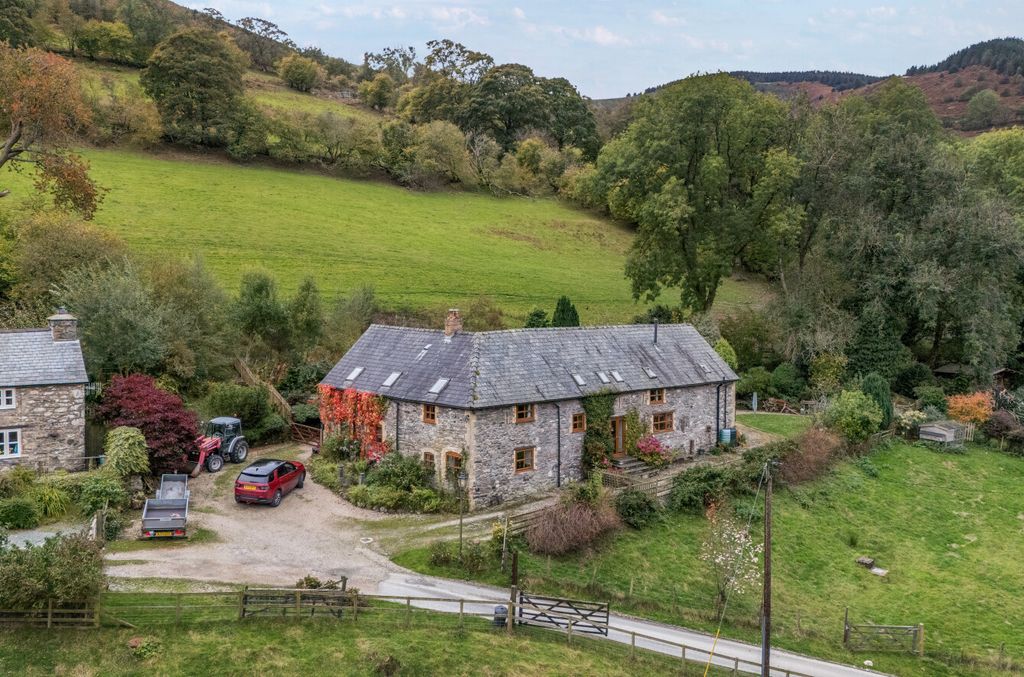 Property photo 1 of 31 1361052 (18).Jpg