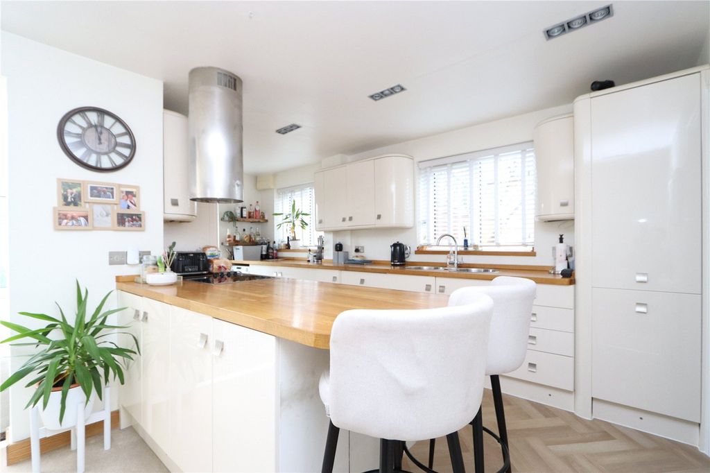 Property photo 3 of 16 Picture No. 07