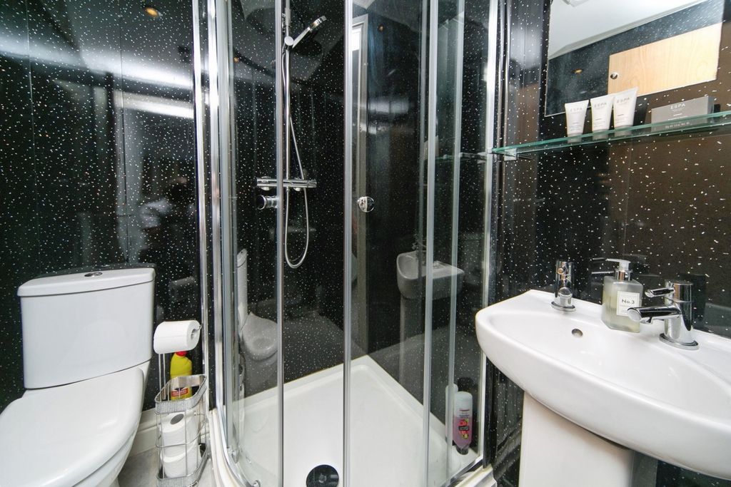 Additional image 10 of 2 bed flat for saleAbbey Road, Llandudno, Conwy LL30