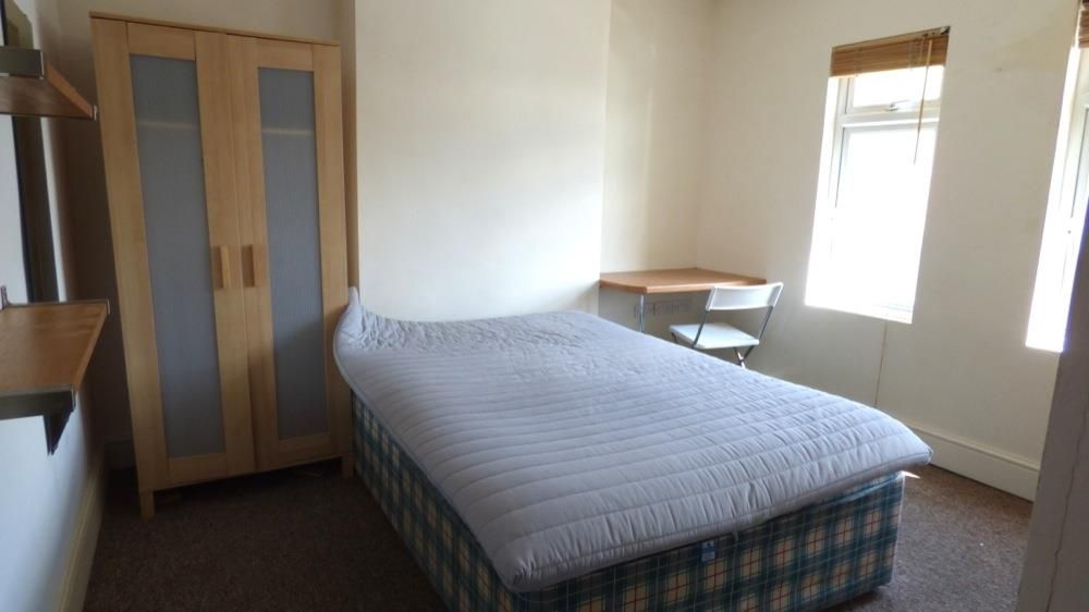 Property photo 3 of 6