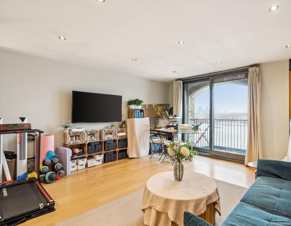 Property photo 1 of 9 Image