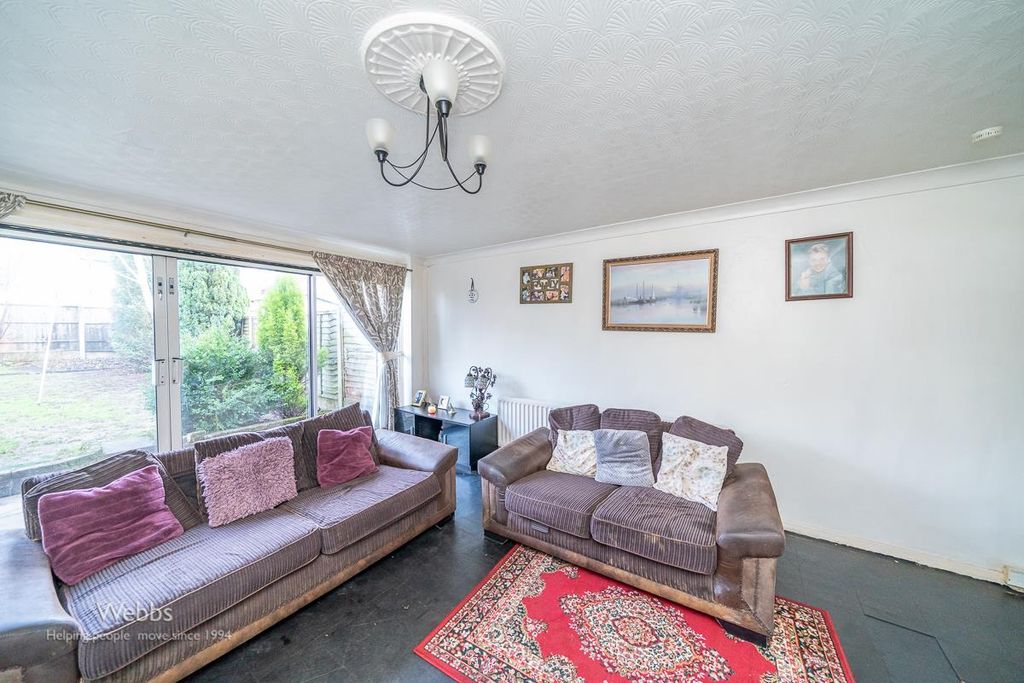 Property photo 2 of 20 Â© Webbs Estate Agents Â© (15 Of 21).Jpg