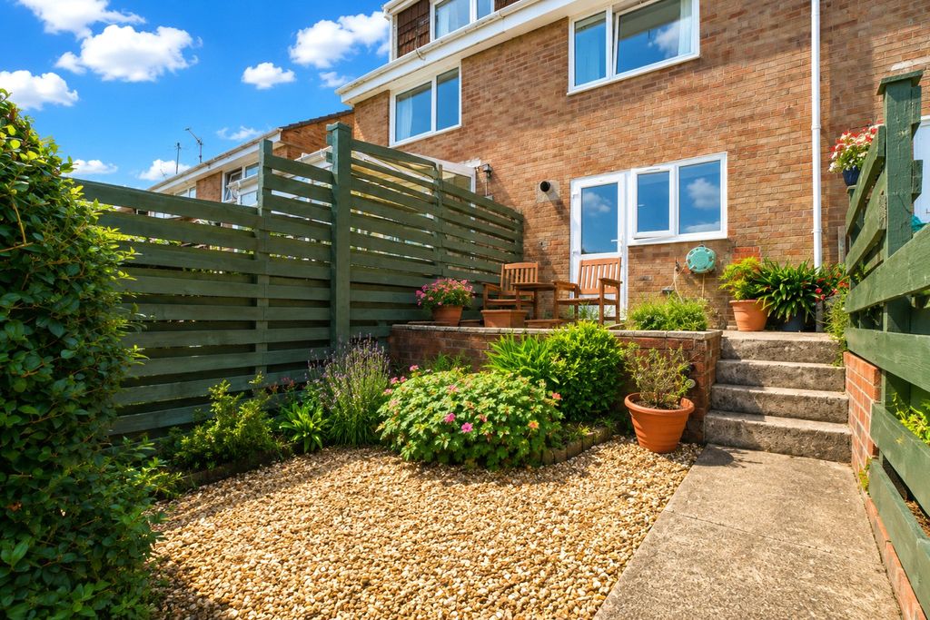 Property photo 2 of 10 Picture No. 14