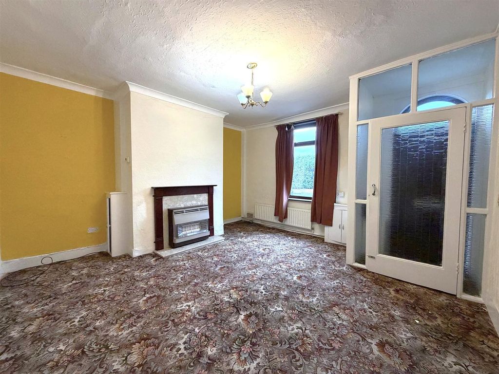 Property photo 2 of 17 B .Jpeg