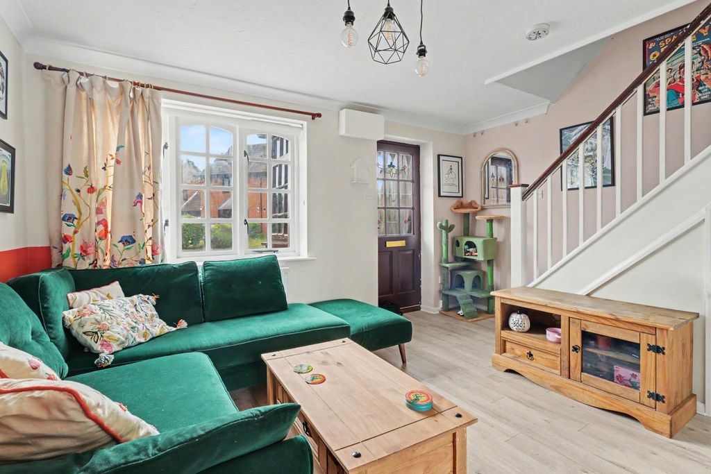 Property photo 2 of 13