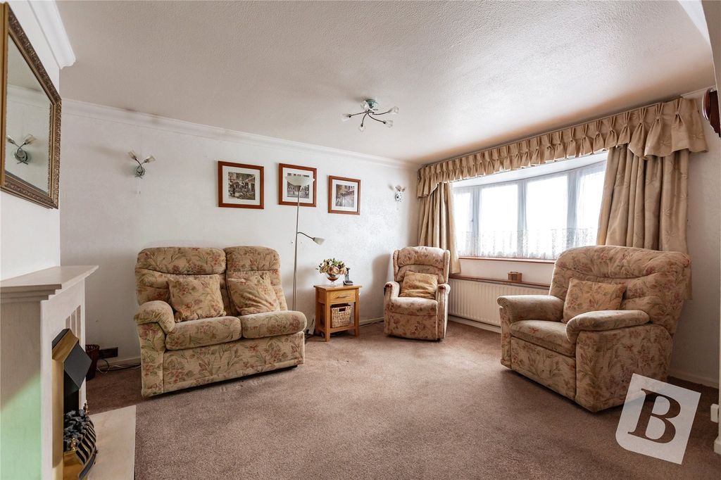 Property photo 3 of 22 Picture No. 20