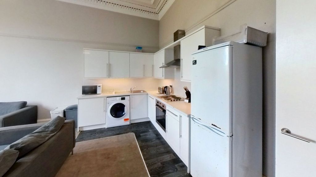 Property photo 3 of 7 Photo 3