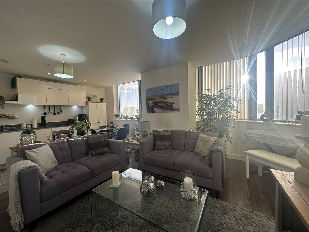 Property photo 2 of 11 Picture No. 04