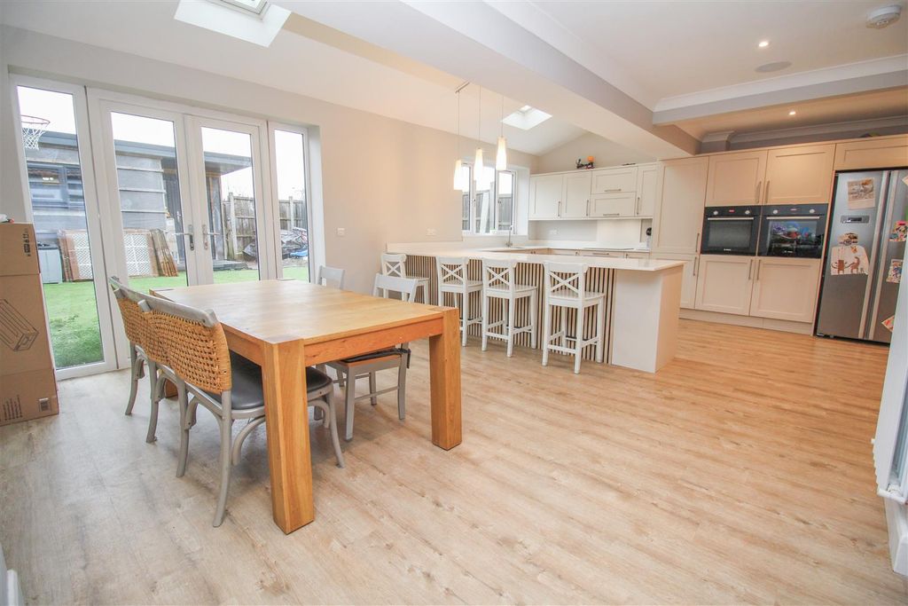 Property photo 2 of 13 Img_8792.Jpg