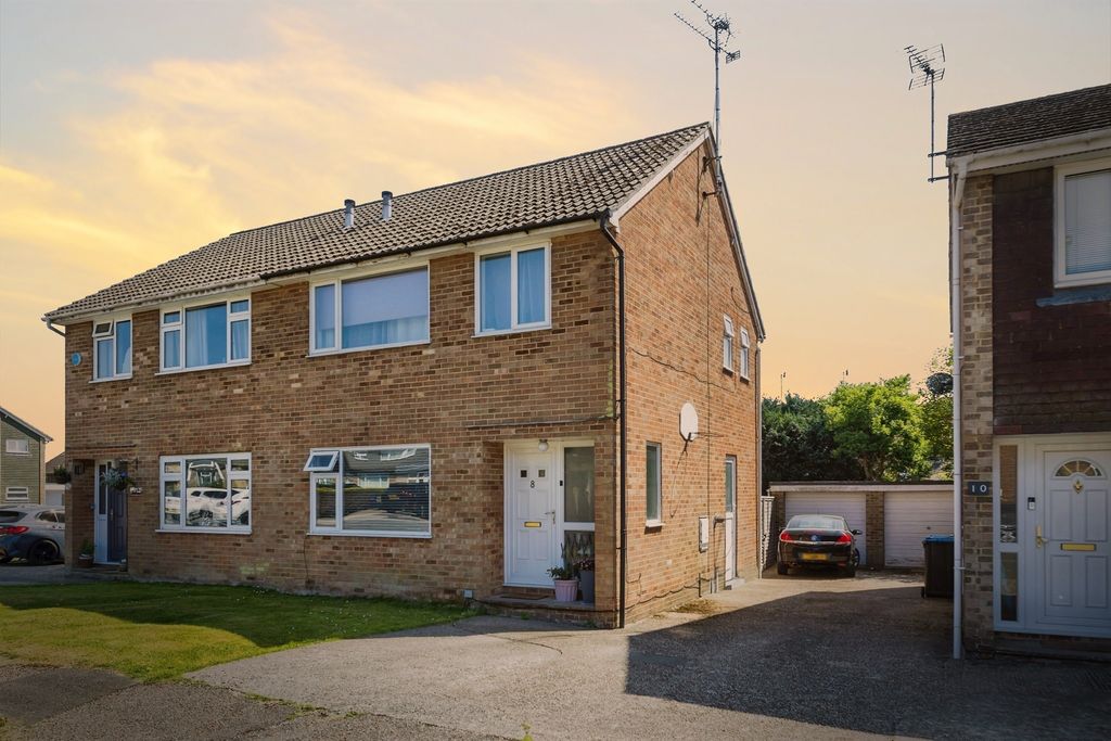 Property photo 1 of 18
