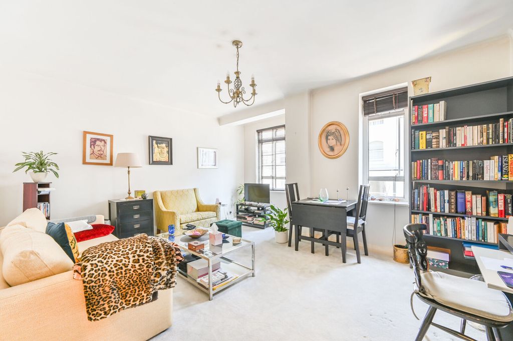 Property photo 1 of 8