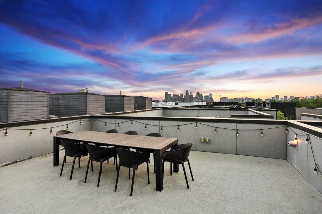 Property photo 2 of 2 <Alttext/>