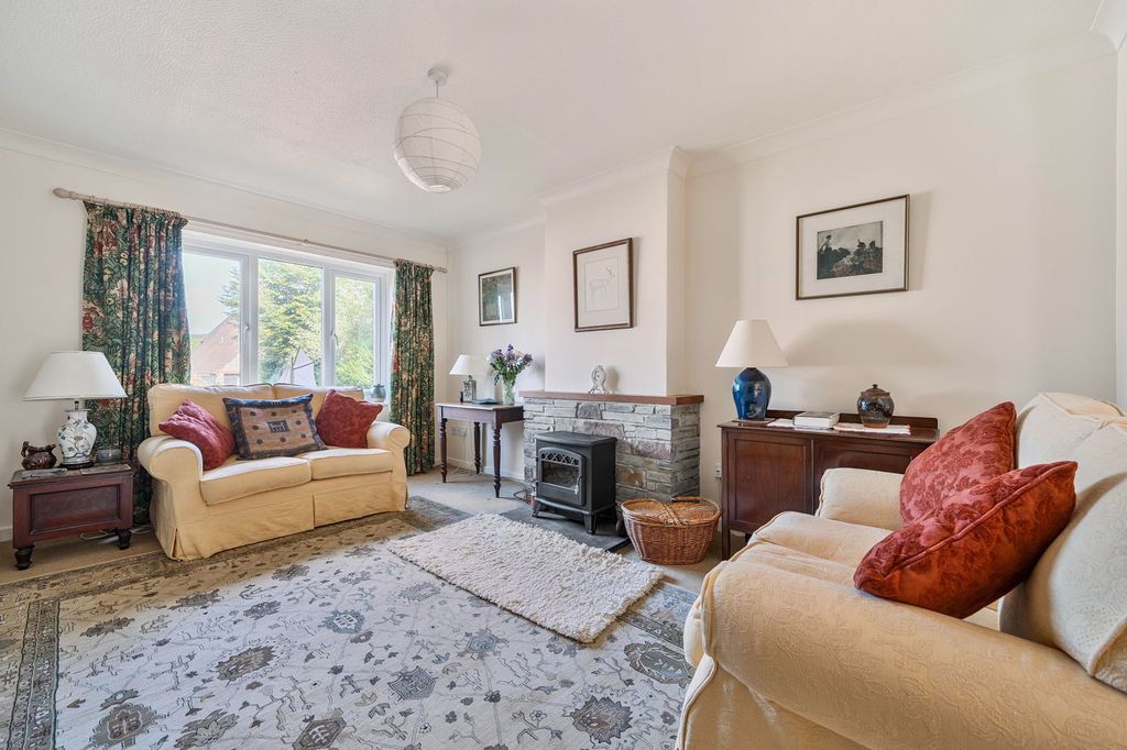 Property photo 2 of 14