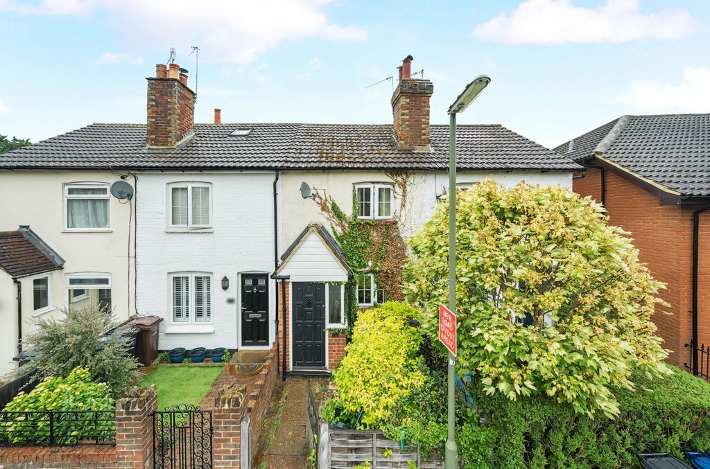 Property photo 1 of 15 1302952-1-683Ed2F...
