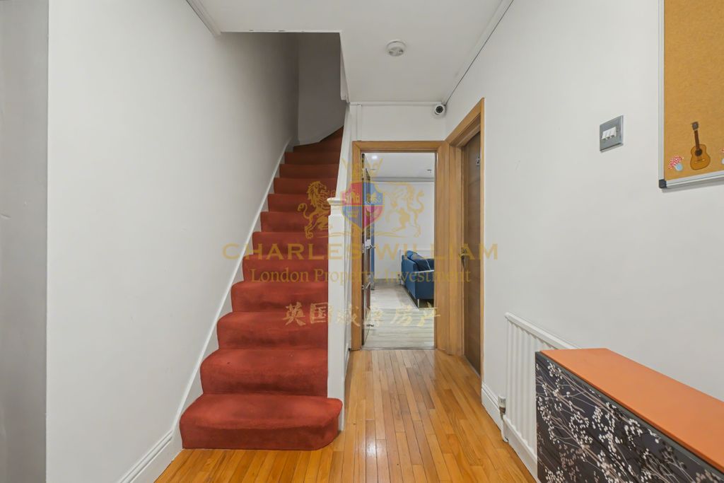 Property photo 3 of 21