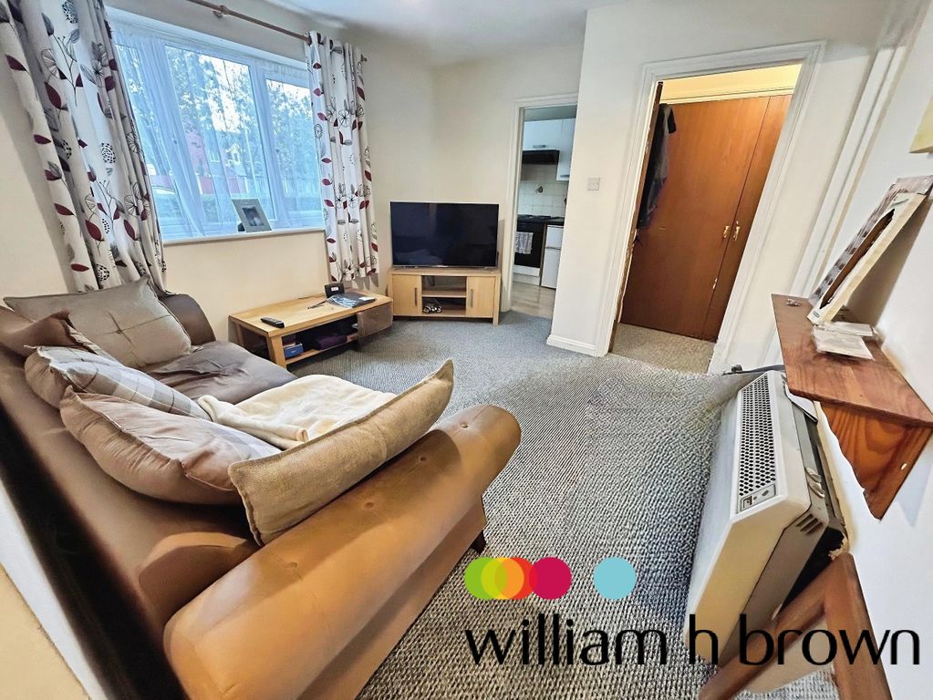 Property photo 2 of 5 Living Room