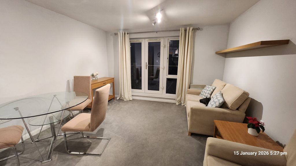 Property photo 2 of 9