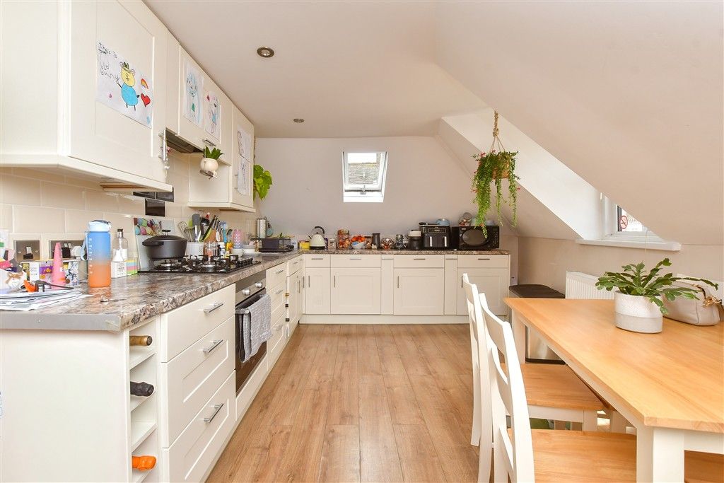 Property photo 3 of 9 Kitchen/Diner