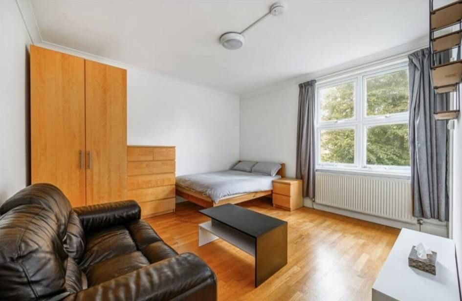 Property photo 1 of 8 2nd  Floor Studio Flat In Ealing Common.