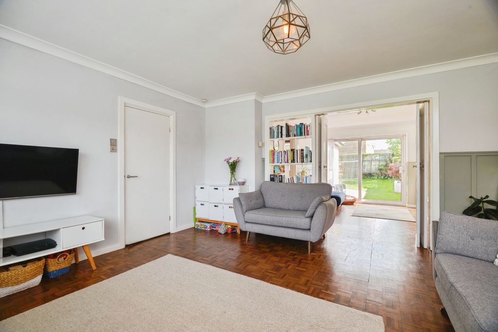 Property photo 3 of 15