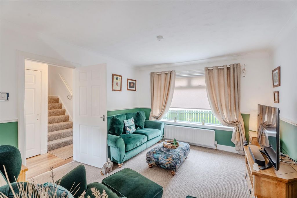 Property photo 3 of 23 71Primrose-17.Jpg