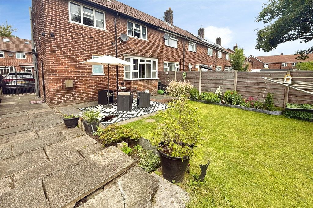 Property photo 2 of 16 Picture No. 01