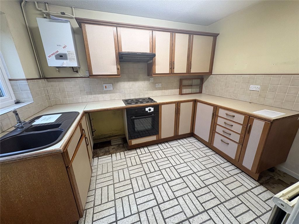 Property photo 3 of 7 Picture No. 11