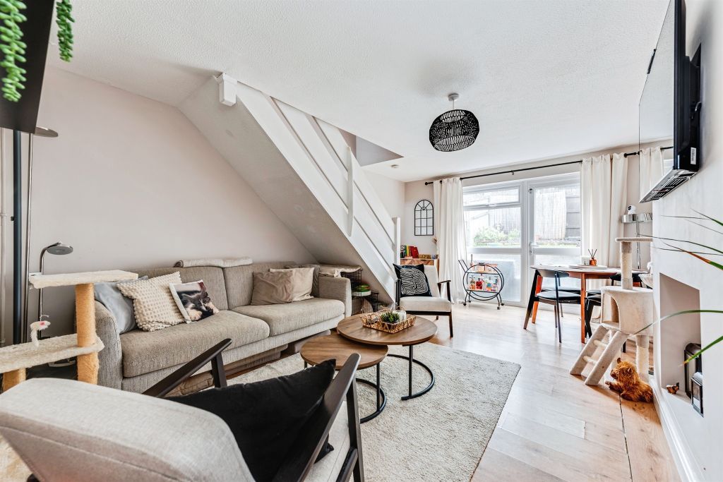 Property photo 3 of 9