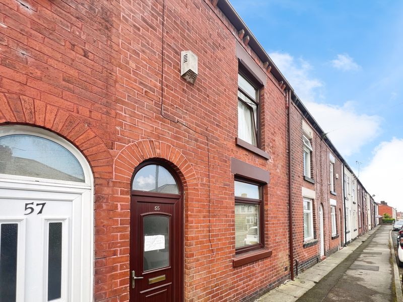 Property photo 1 of 10 External