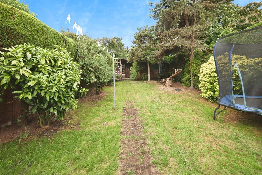 Property photo 2 of 17 Photo