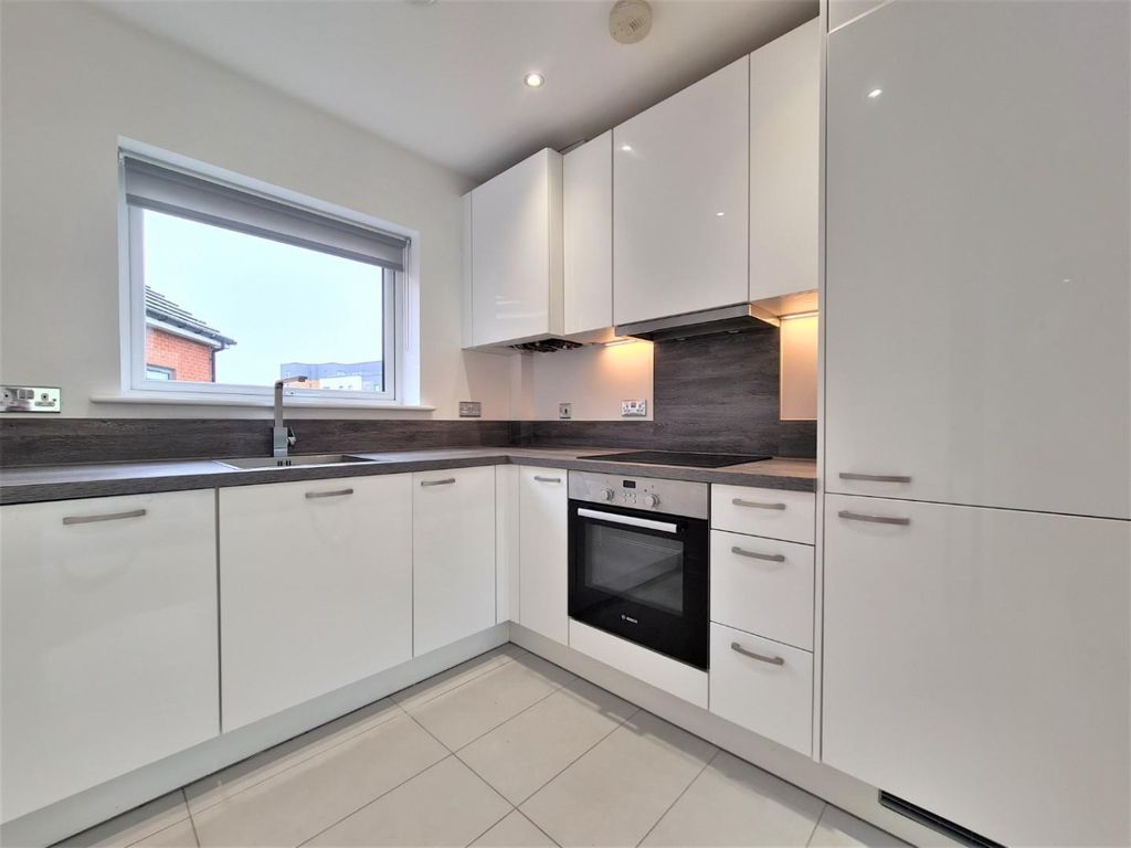 Property photo 3 of 8 2663154