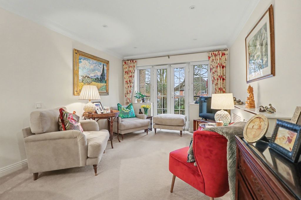 Property photo 2 of 10