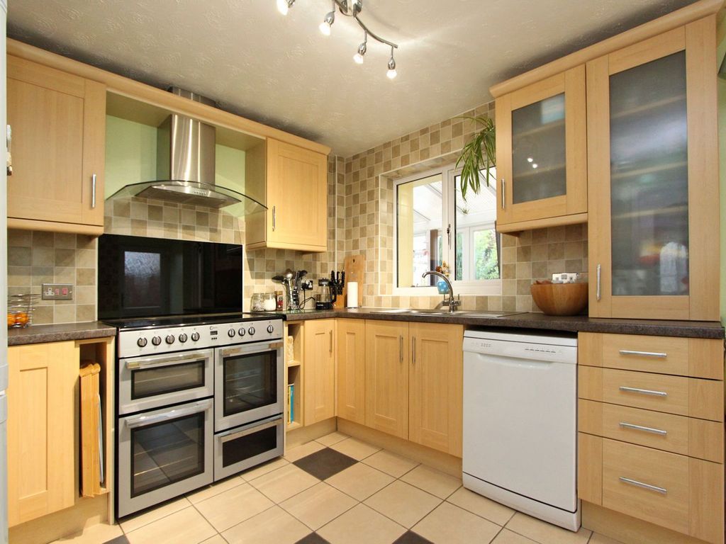 Property photo 3 of 16