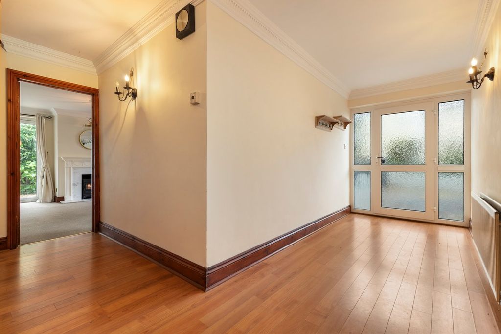 Property photo 3 of 20