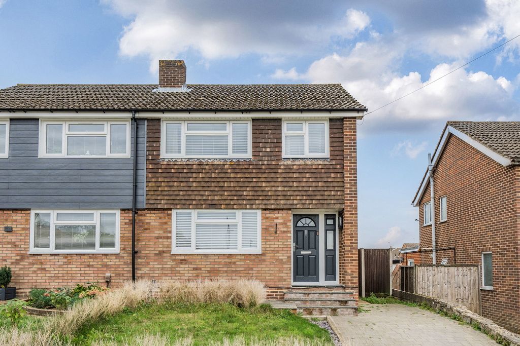 Property photo 1 of 35