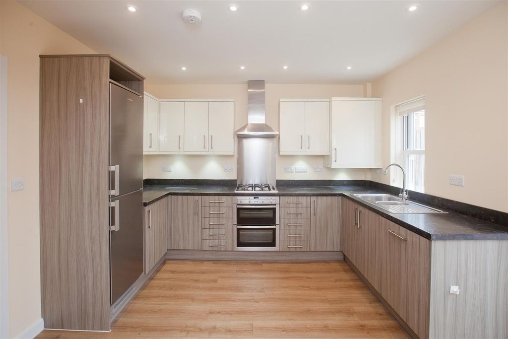 Property photo 3 of 16 A4-3341.Jpg