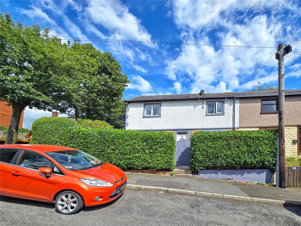 Property photo 1 of 15 Large Corner Plot